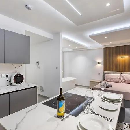 Apartment Offshore In St Julians Centre *