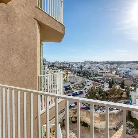 Apartment Offshore In St Julians Centre