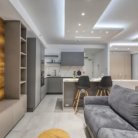 Offshore In St Julians Centre Apartment *