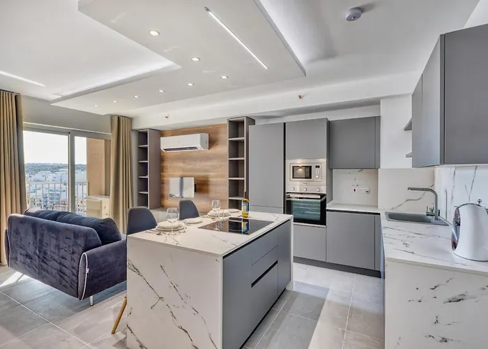 Offshore In St Julians Centre Apartman