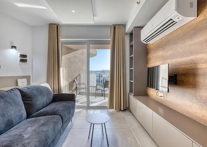 Offshore In St Julians Centre Apartman San Ġiljan