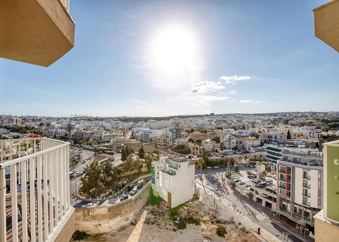 Offshore In St Julians Centre * San Ġiljan