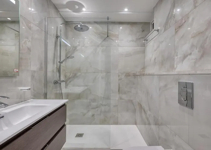 Offshore In St Julians Centre Apartman *